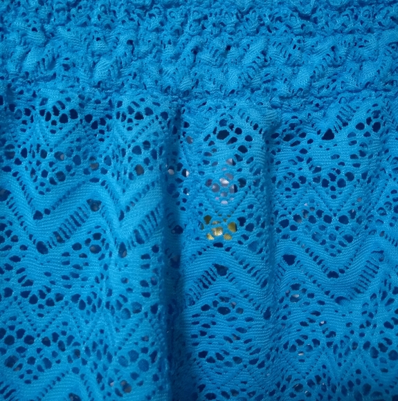 Beach & Pool Shorts - Picture 5 of 16